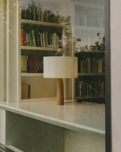 Moragas Table Lamp