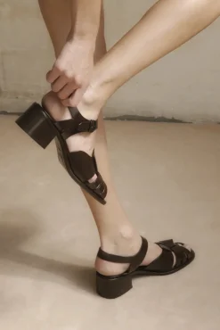 Ancora Squared Heeled | Dark Brown